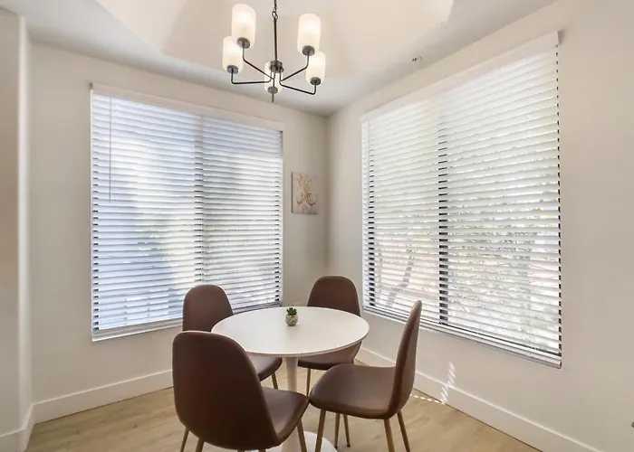 2br Kierland Commons Cozysuites By The Golf Course *