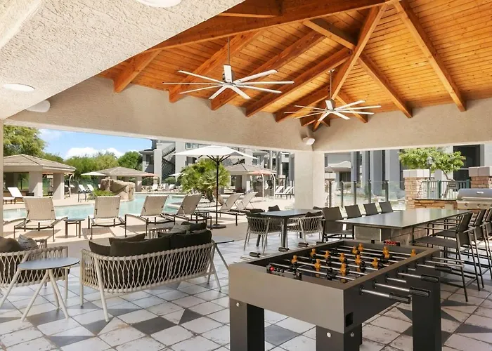 Apartment 2br Kierland Commons Cozysuites By The Golf Course